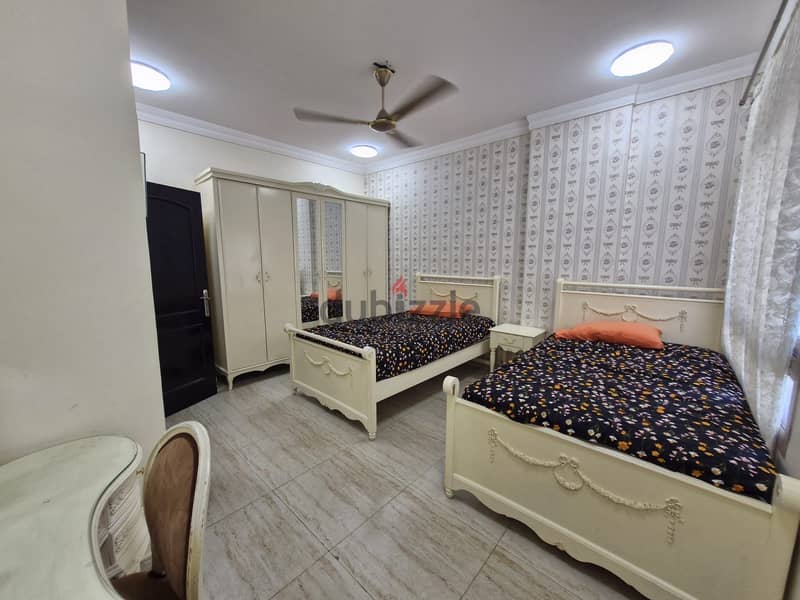 Beautiful 2 bedroom furnished apartment 16