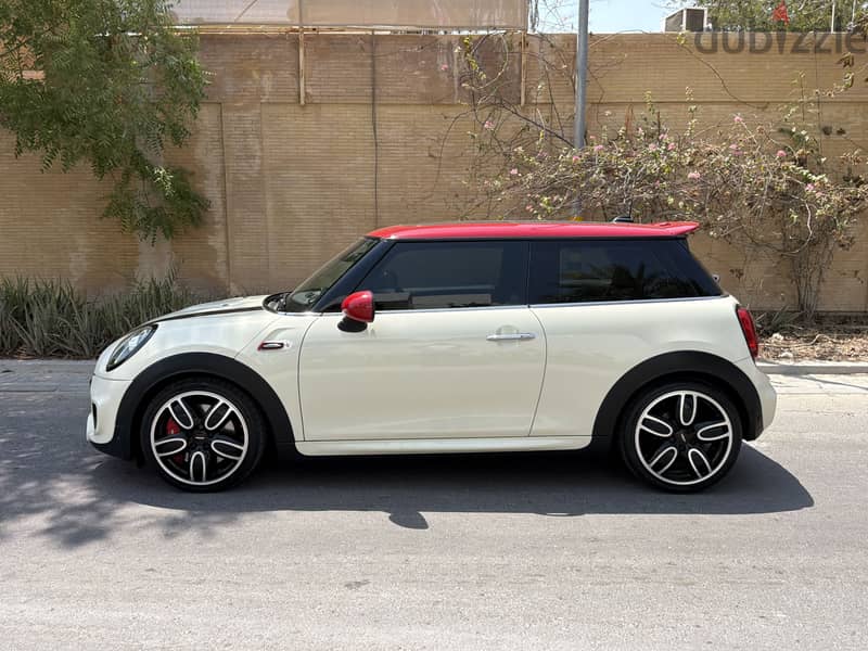 2020 MINI John Cooper Works 1