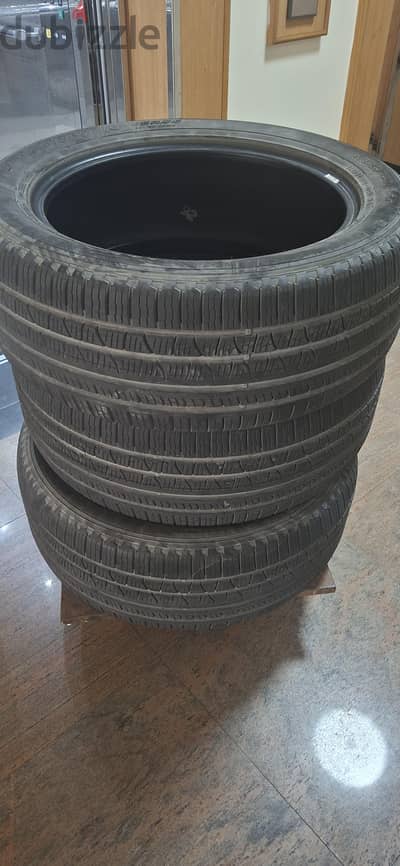 265/50 R20 tires in mint condition