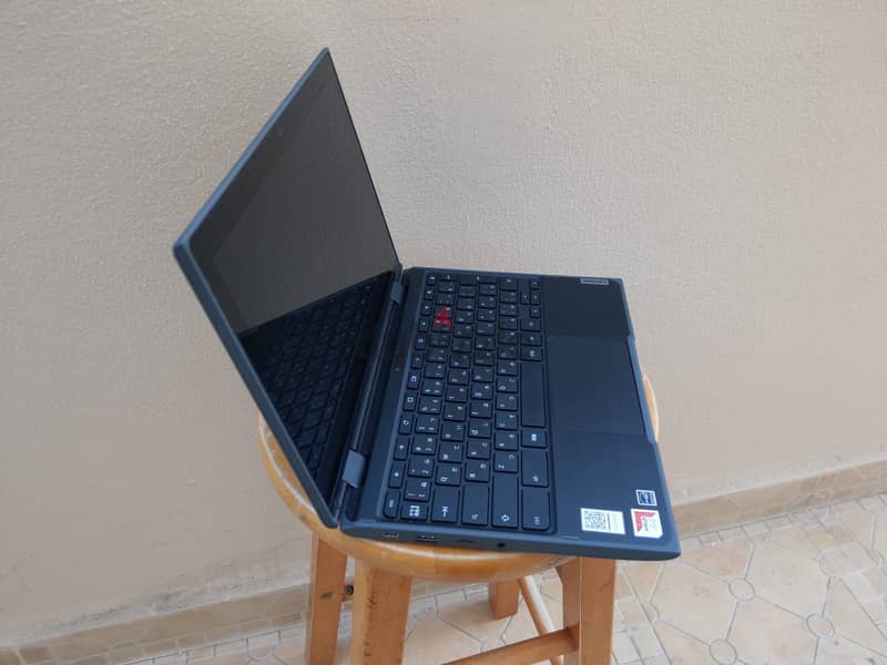 Lenovo Chromebook Touch screen 25 bd 3