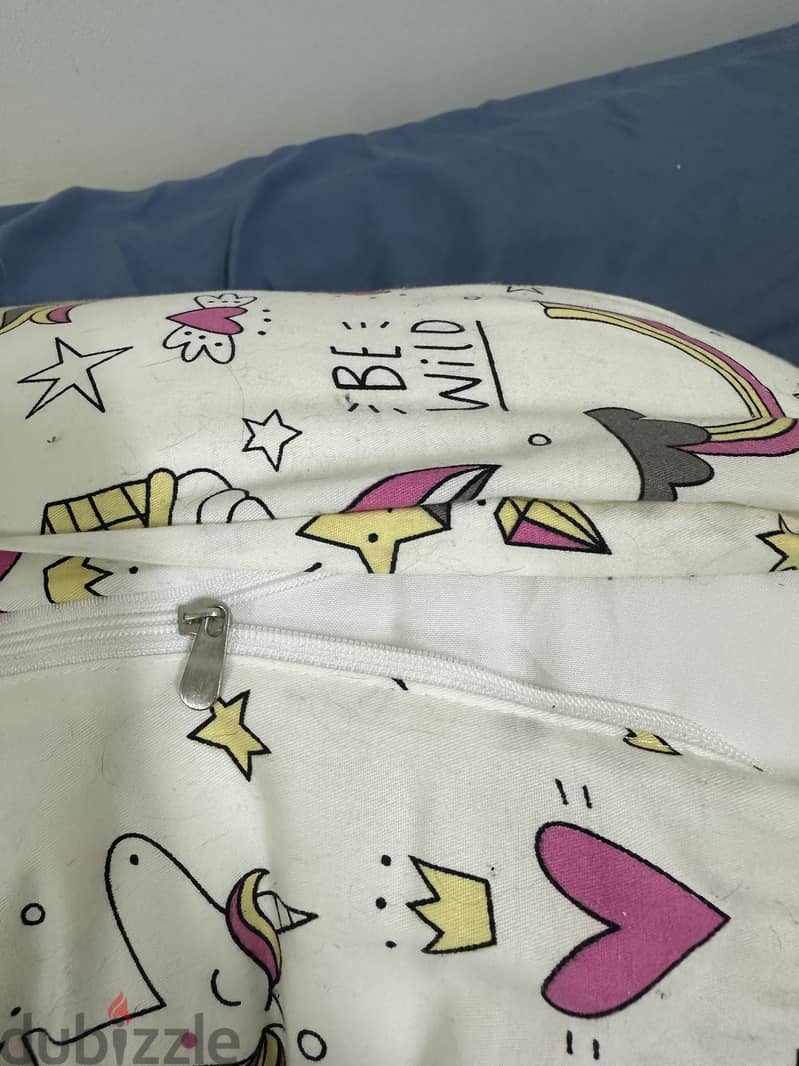 feeding baby pillow 2