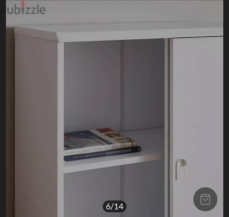 Cabinet 12