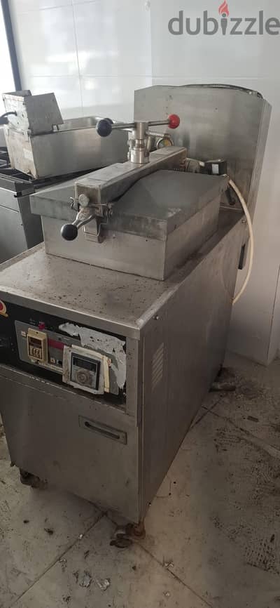 pressure fryer (Broasted)