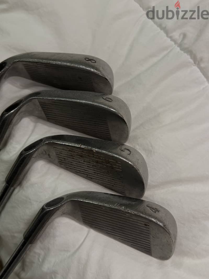 Iron golf clubs 4,5,6,8 2