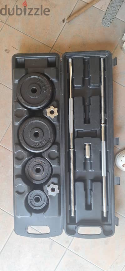 أوزان حرة للرياضة.  weights