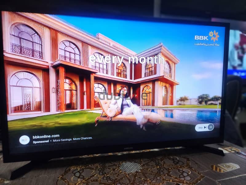 Samsung 32 inches smart ultra 9