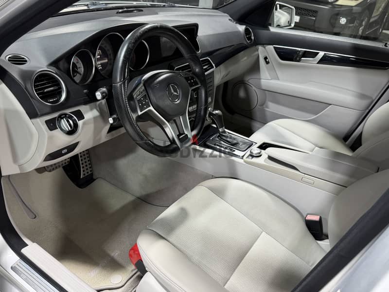 2013 Mercedes-Benz C200 4
