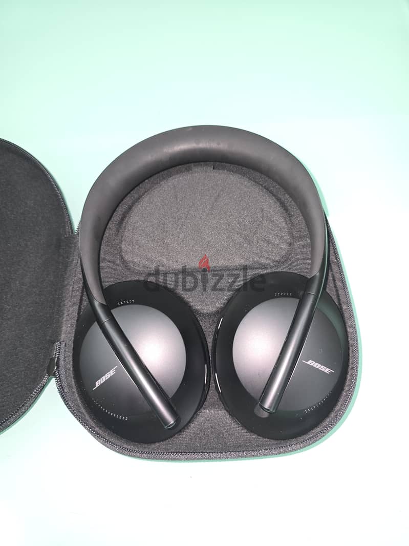 Bose Noise Cancelling Headphones 700 (NC700) - Excellent Condition 3