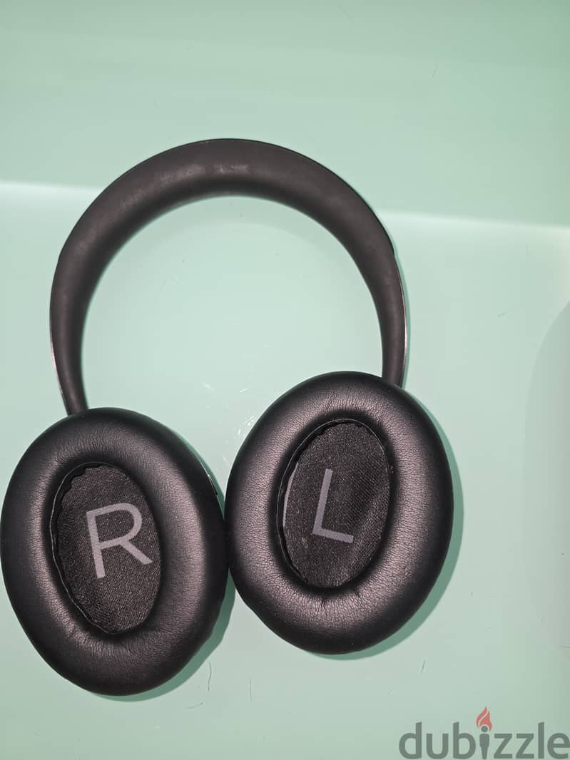 Bose Noise Cancelling Headphones 700 (NC700) - Excellent Condition 7