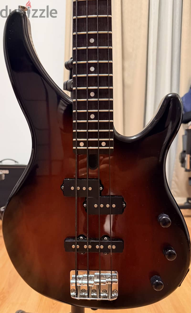 Yamaha Bass Guitar - TRBX 174 1