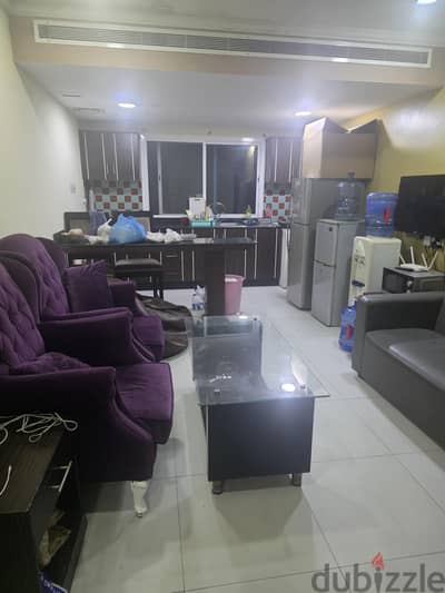 Need room partner in 2 BHK hoora Exhibition Road 32233125