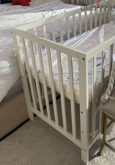 Baby Crib plus mattress almost brand new