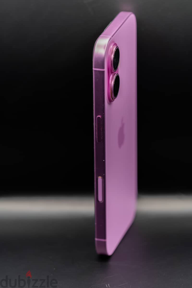 Iphone 16 - 128GB - Purchased Aug 2025 - 95% Battery 1