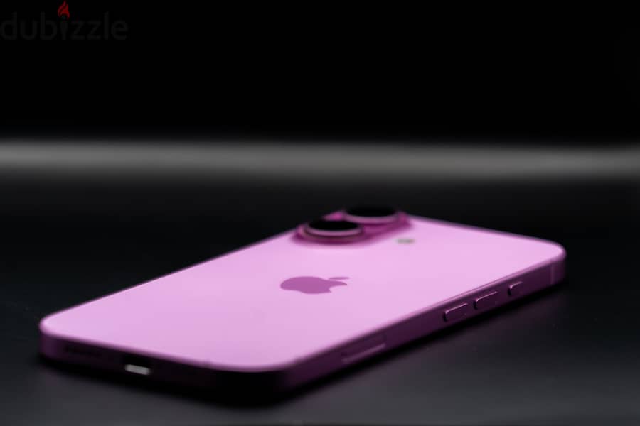 Iphone 16 - 128GB - Purchased Aug 2025 - 95% Battery 16