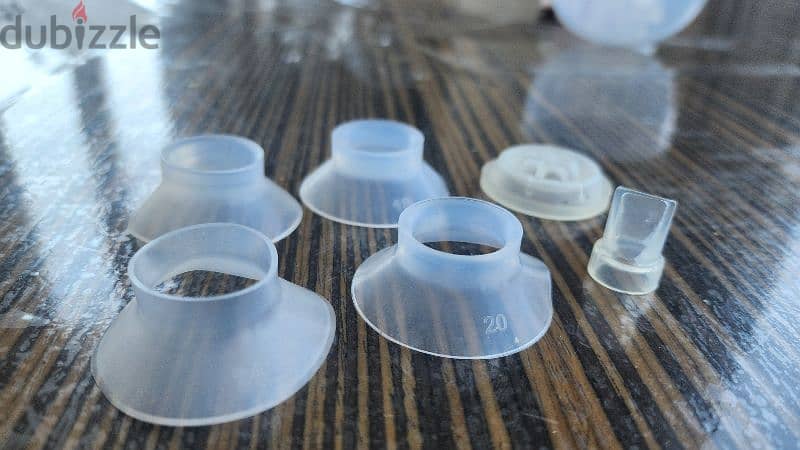 Hands Free Electric Wearable Breast Pump 2