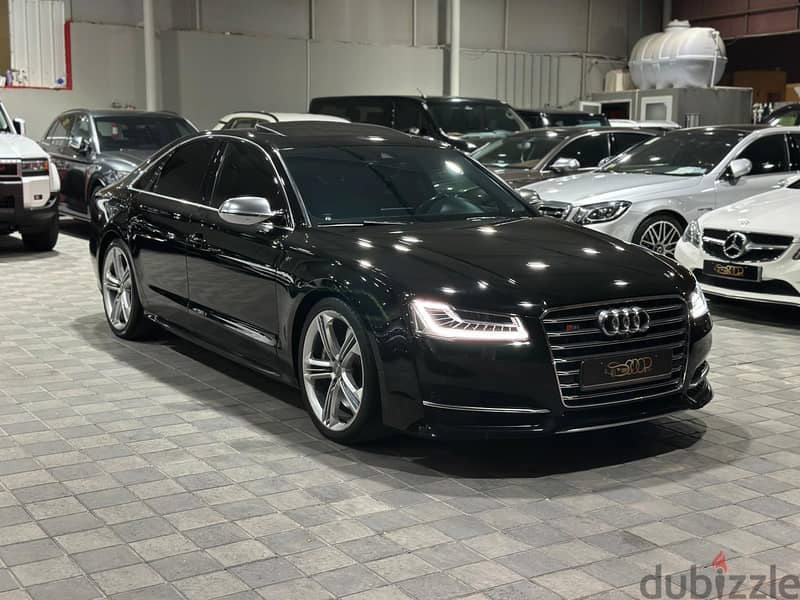 Audi S8 V8 Turbo 4