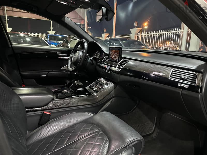 Audi S8 V8 Turbo 8