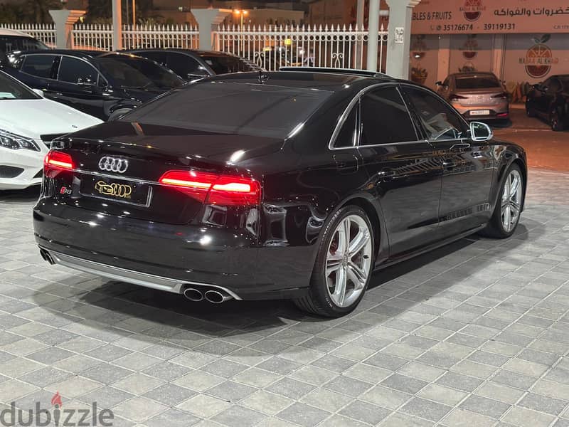 Audi S8 V8 Turbo 11