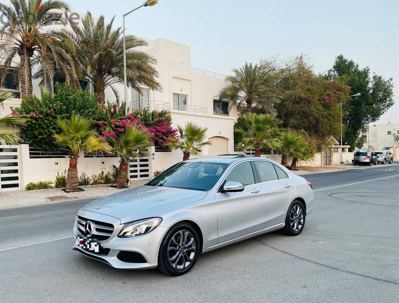Mercedes-Benz C200 2018 1