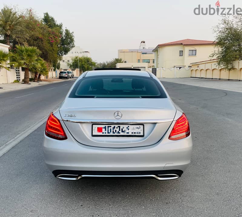 Mercedes-Benz C200 2018 9