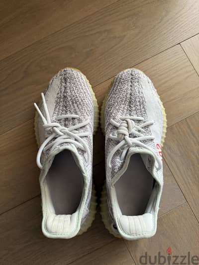 Yeezy 350 v2 (blue tint)