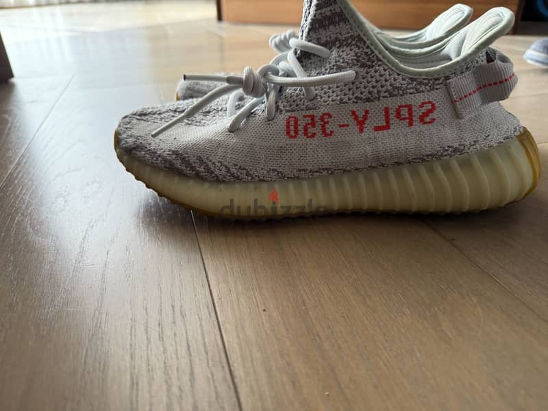Yeezy 350 v2 (blue tint) 4