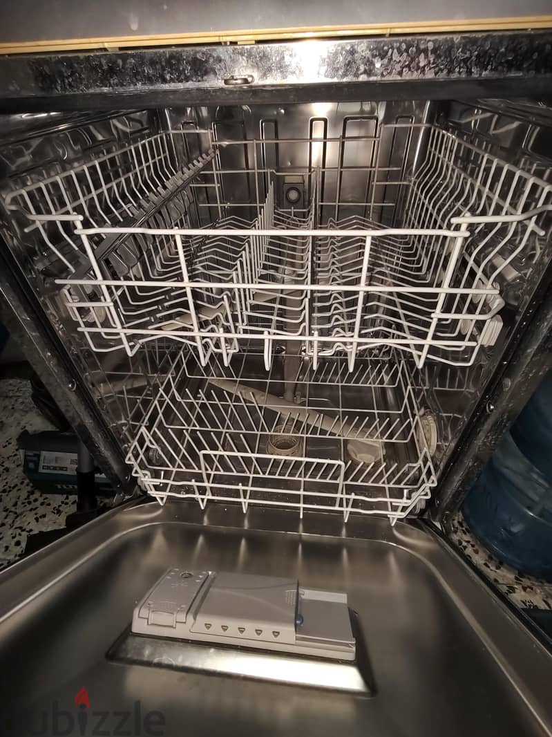 dishwasher 1
