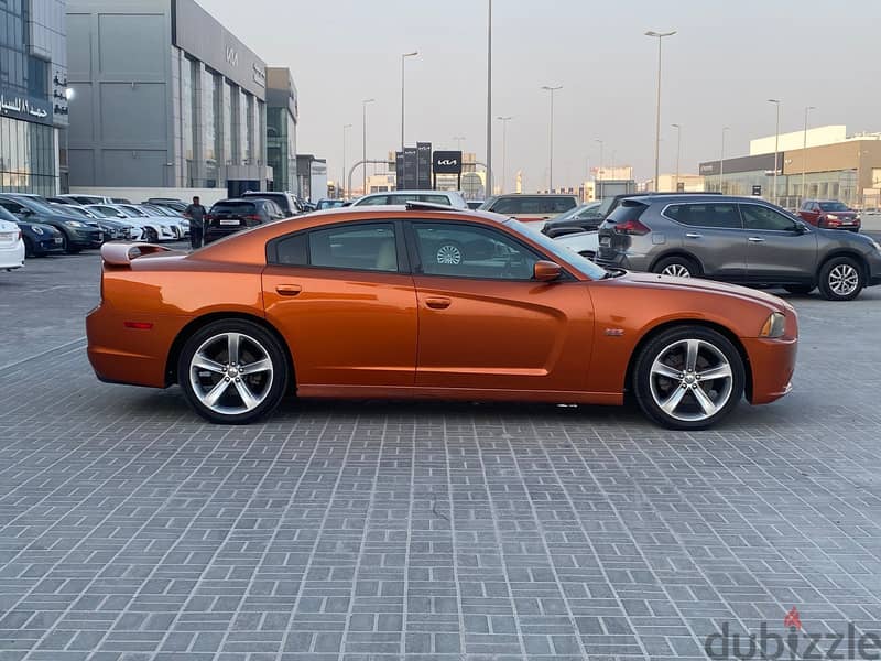 Dodge Charger RT 2011 Orange 3