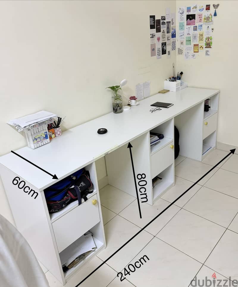 Study table with drawers 1