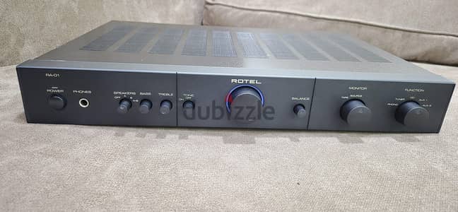 ROTEL AMPLIFIER