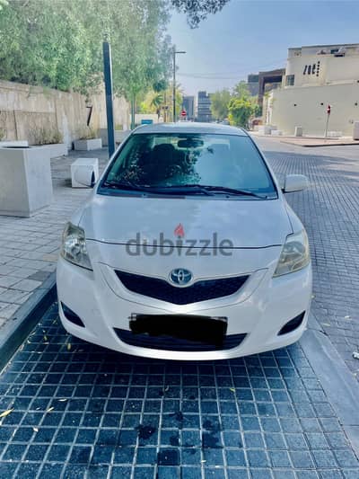 Toyota Yaris 2013 model .