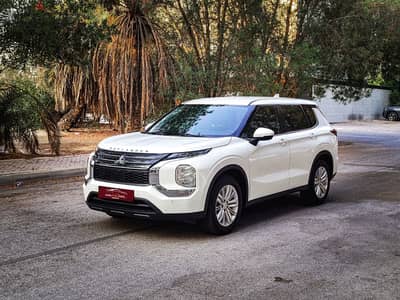 MITSUBISHI OUTLANDER MODEL 2023 SINGLE OWNER