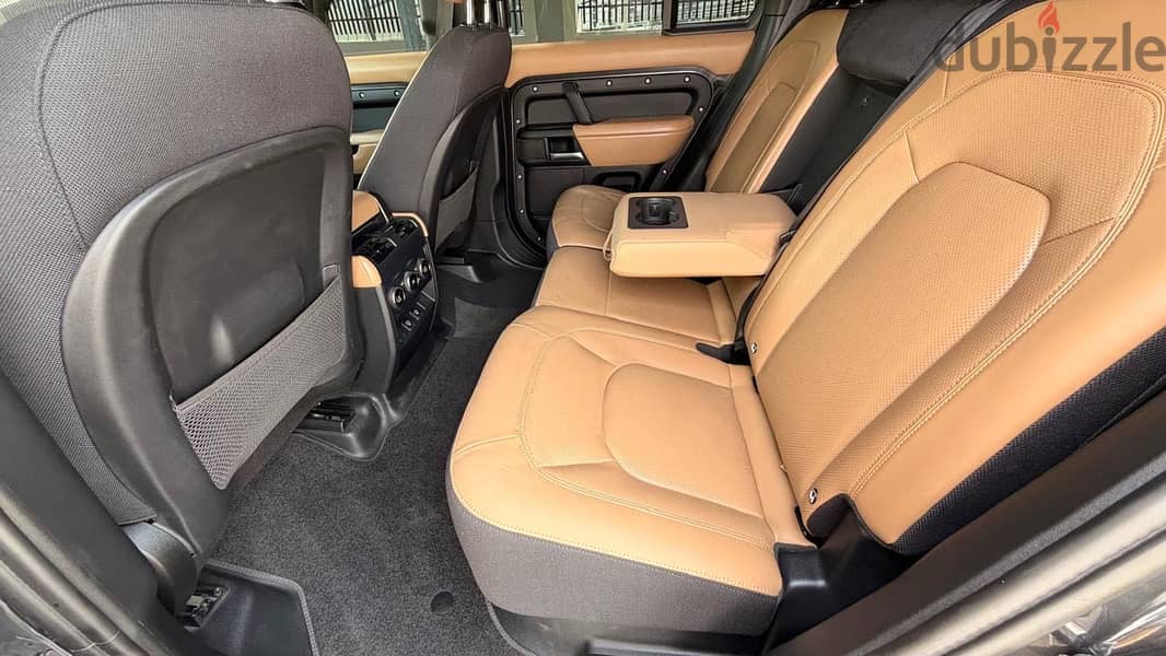 Land Rover Defender 110 2025 2
