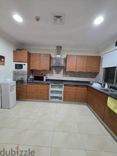 للايجار شقه راقيه ف الجفير Gardeina Tower 2 bhk