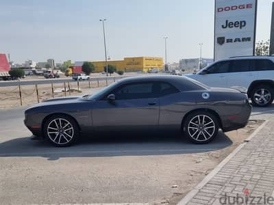 Dodge Challenger 2022 R/T 5.7L V8