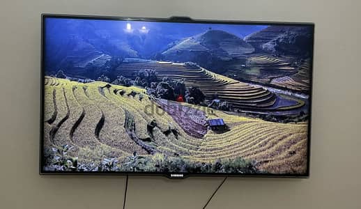 Samsung 43inch LED TV with Chromecast