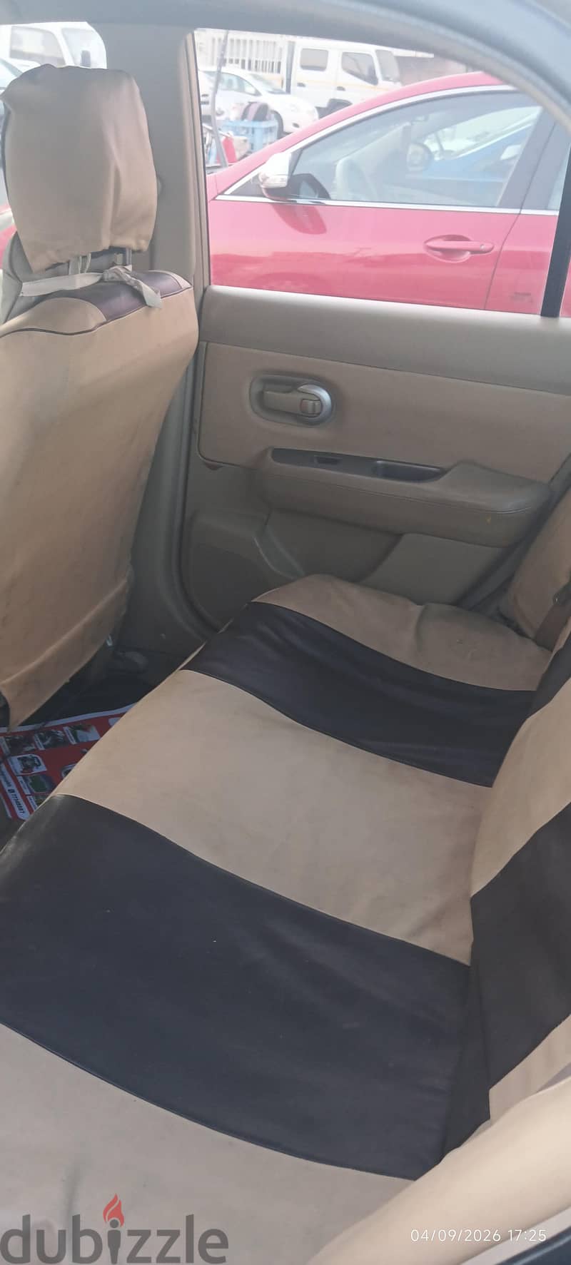 Niissan tiida car 2011 for sale 2
