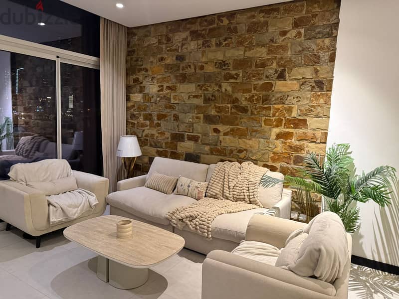 Three bedroom for sale in reef 17