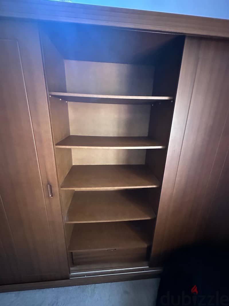 classic wooden sliding doors wardrobe, And TV console 2