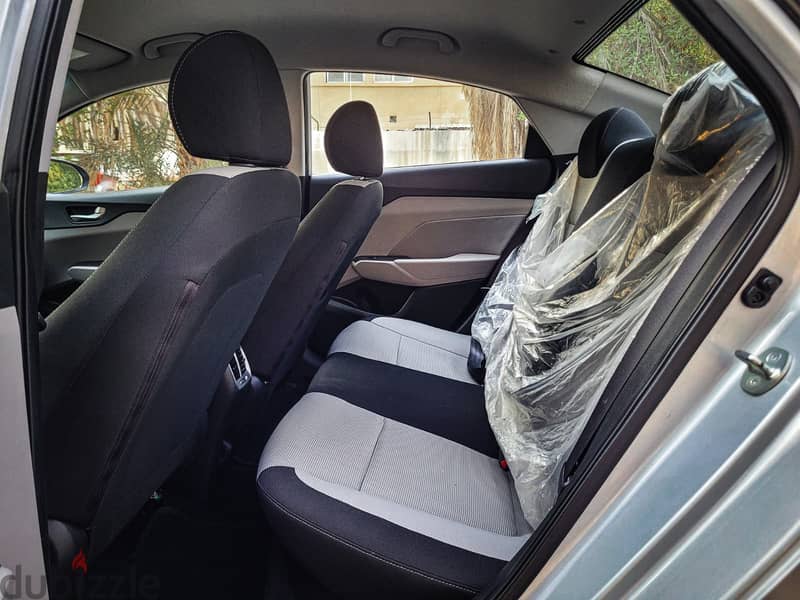 HYUNDAI ACCENT MODEL 2023 SINGLE OWNER ZERO 6