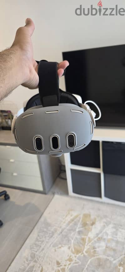 oculus quest 3 in great condition