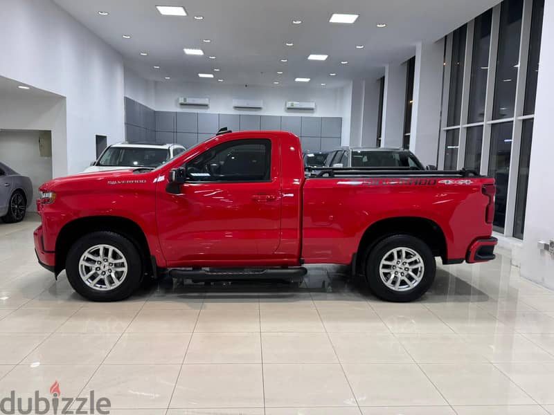 Chevrolet Silverado 2020 Red 1