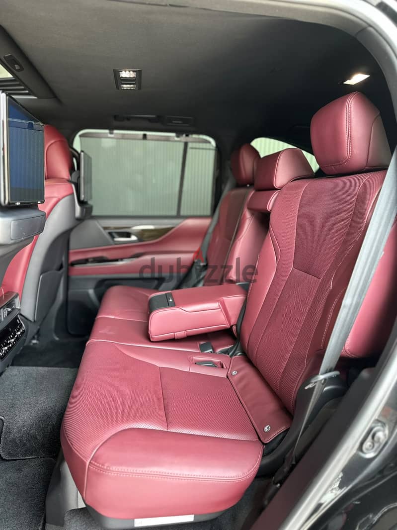 LEXUS LX600 URBAN 7 SEATER 2023 BLACK 9