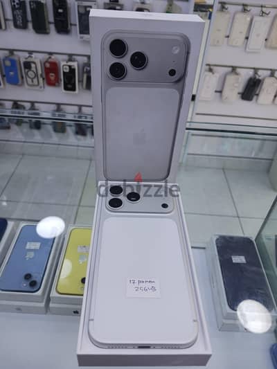 Apple - iPhone 17 Pro Max