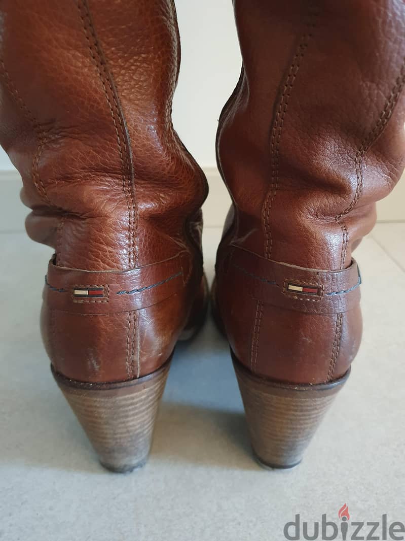 Tommy Hilfiger textured leather heeled riding boots 5