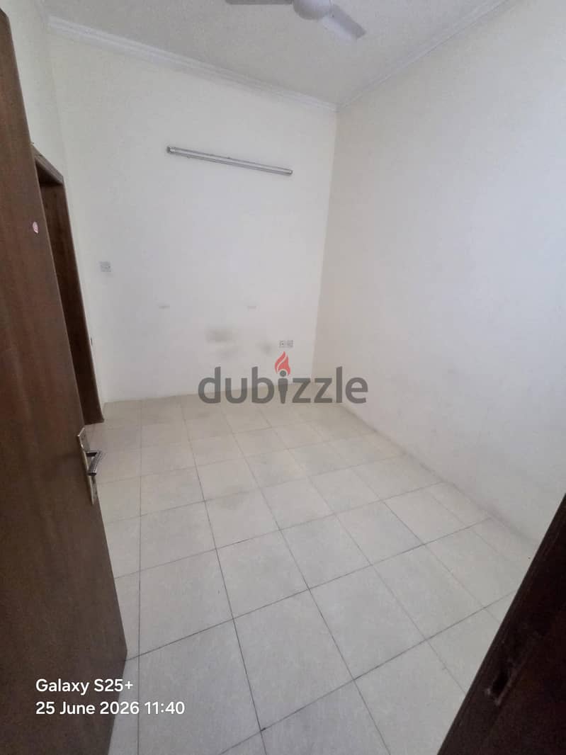 small flat for rent near alosra restaurant Muharraq without ewa 2