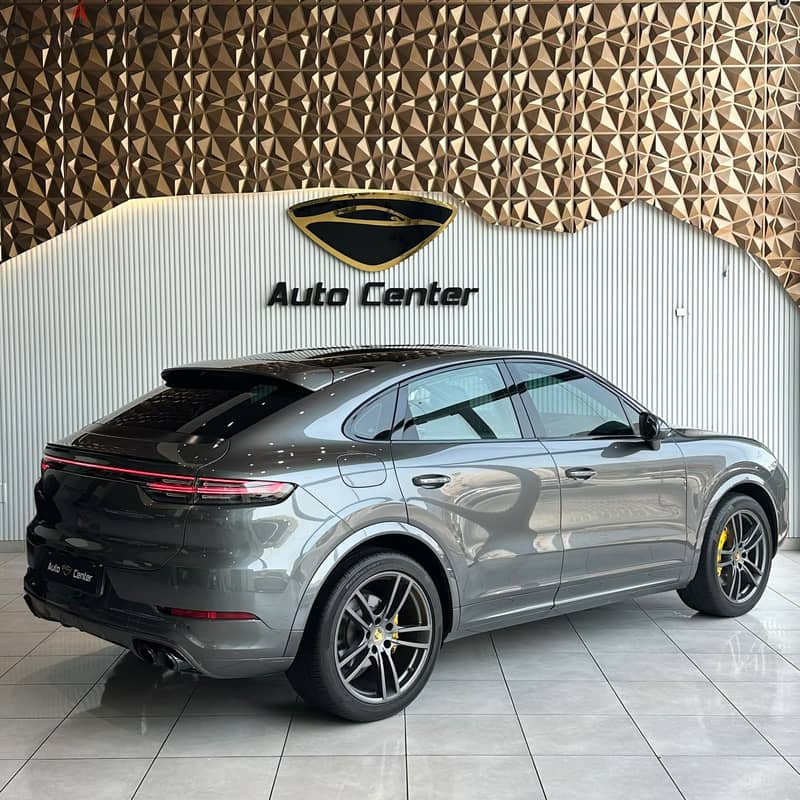 PORSCHE CAYENNE S COUPE 2021 GREY 4