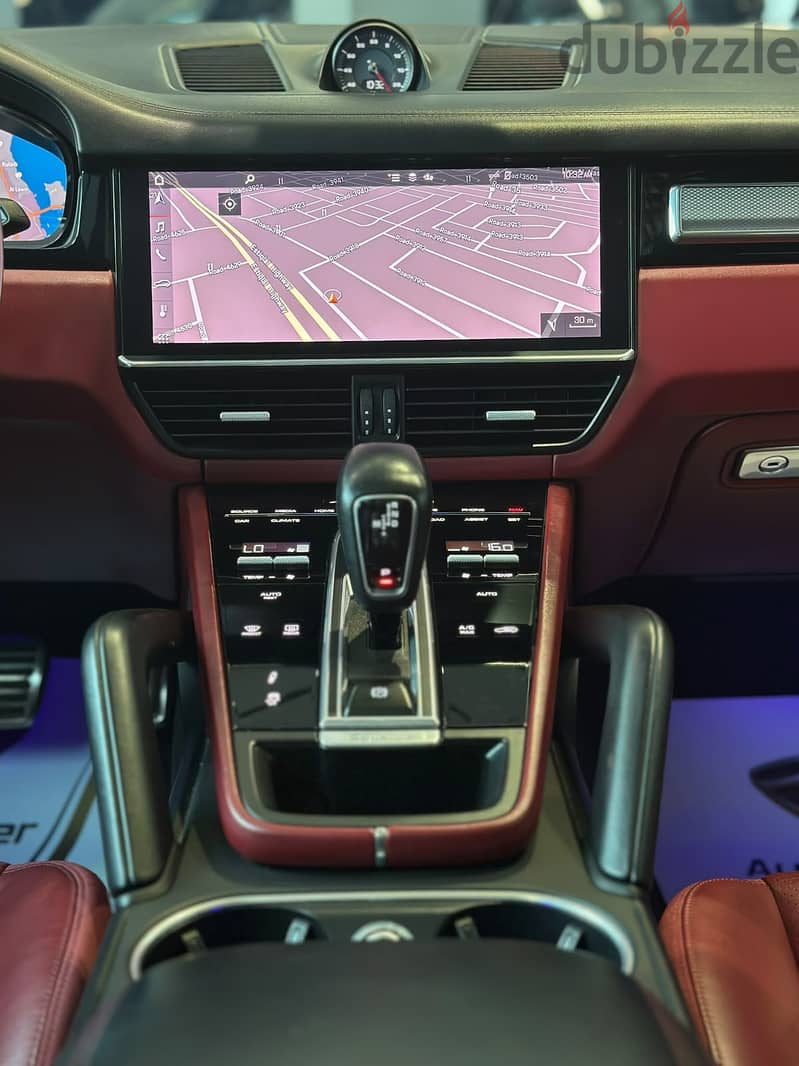 PORSCHE CAYENNE S COUPE 2021 GREY 10