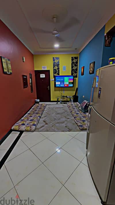 Bed space available in hoora behind sony ashraf  only for Pakistani