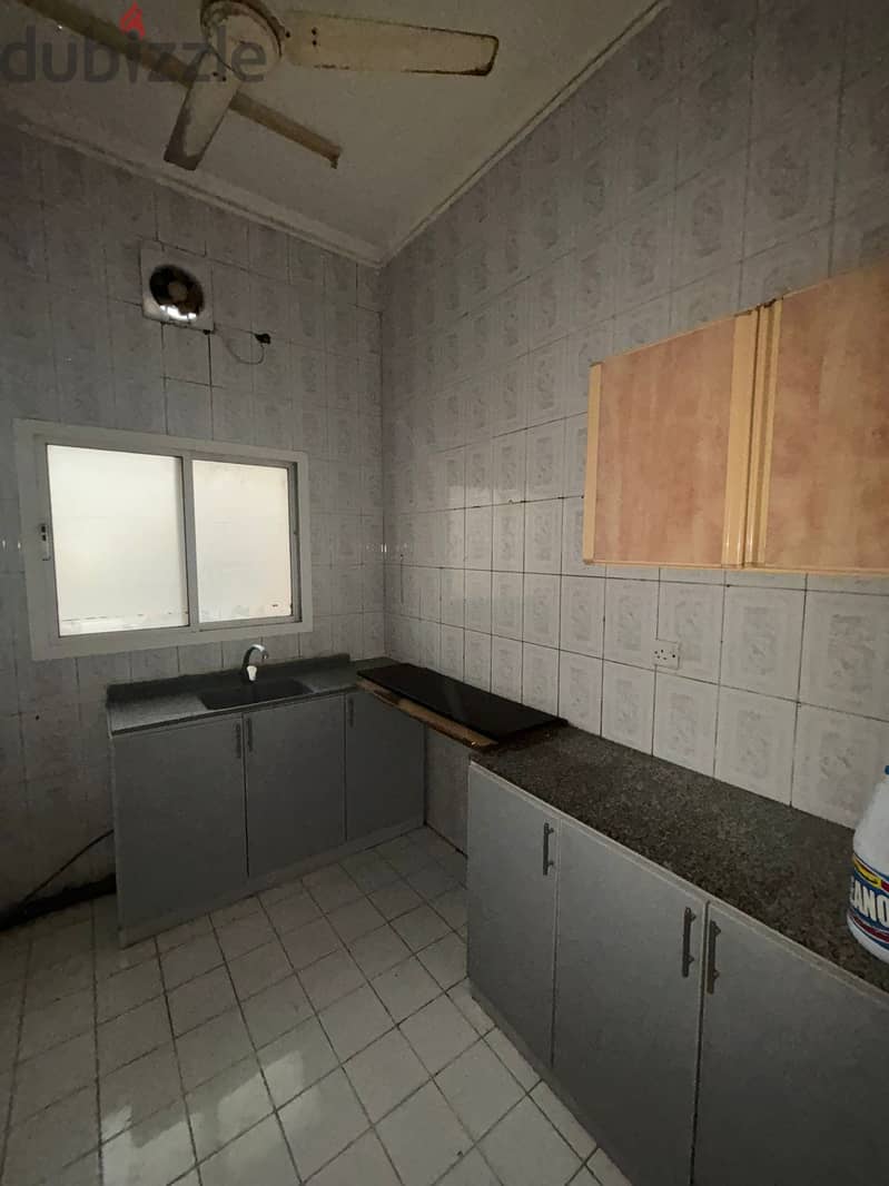 Flat for rent in Salmaniya, near Salmaniya Hospital 4